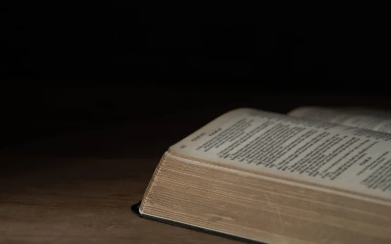 Christine Caine sobre apatia emocional: "Deixar de apenas sobreviver para florescer"