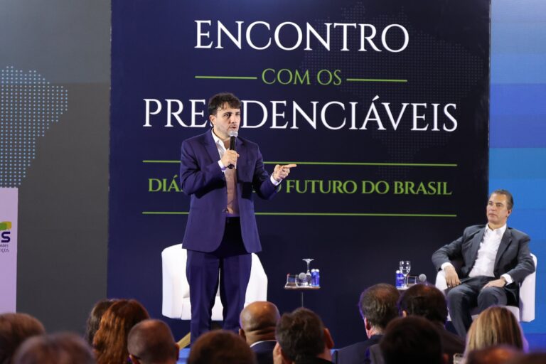 Flávio sobre mortes de Yanomamis no governo Lula: ‘Genocida?’