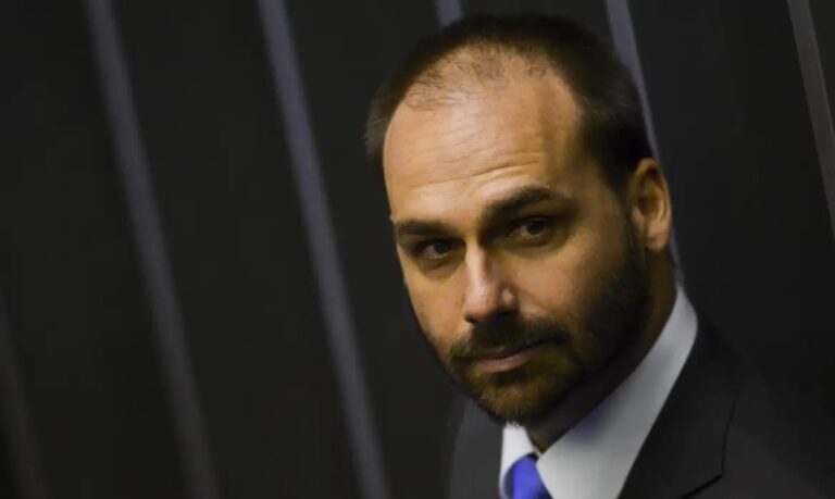 Eduardo Bolsonaro met en garde contre le risque d'arrestation d'André Mendonça
