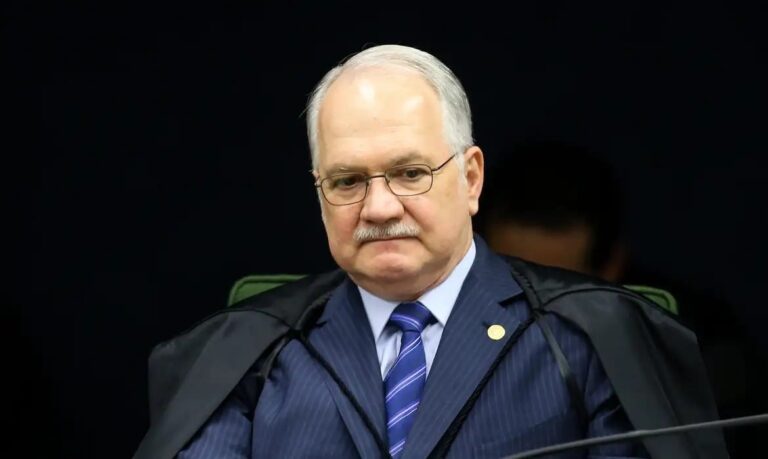 Edson Fachin met en garde contre les risques de protagonisme judiciaire
