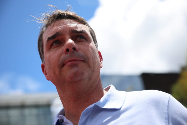 Flávio promet une large régularisation des terres au Pará
