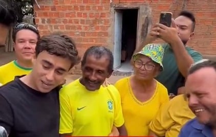 Les habitants du Nord-Est expriment en direct leur soutien à Flávio Bolsonaro
