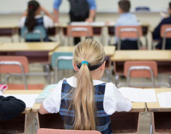 Les parents chrétiens devraient envisager les écoles chrétiennes, déclare un chroniqueur
