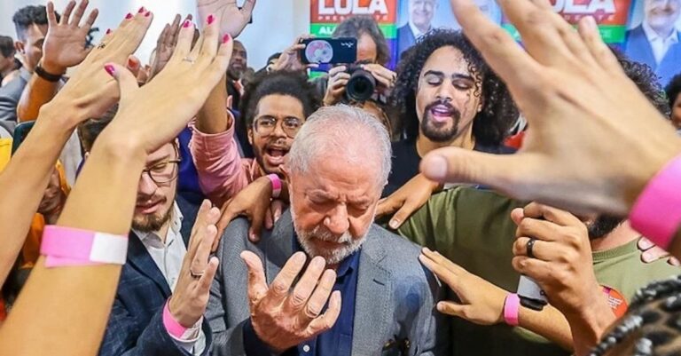 Lula cherche le soutien évangélique avec une lettre sur la famille et le jeu
