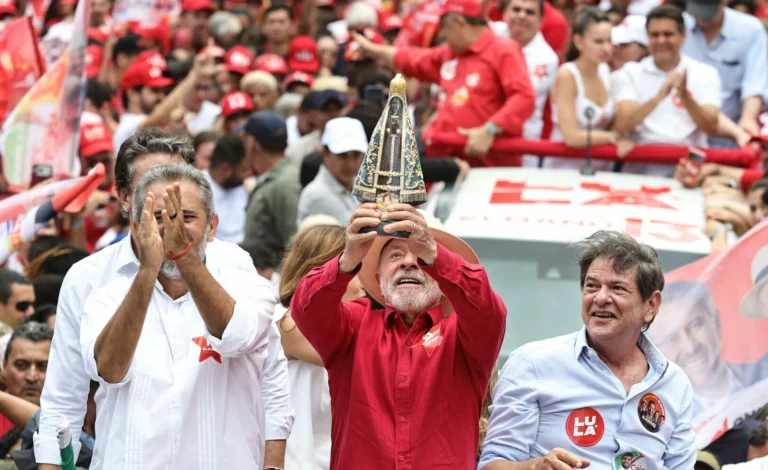 Lula demande un vote conscient dans une lettre aux catholiques
