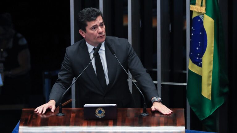 Moro critique le débat sur une échelle de 6x1 pendant la période électorale

