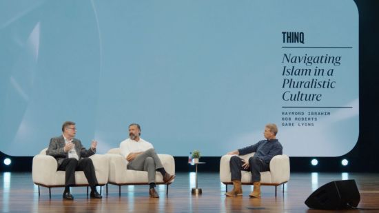 Un pasteur et un historien débattent de la coexistence de l’Islam en Occident
